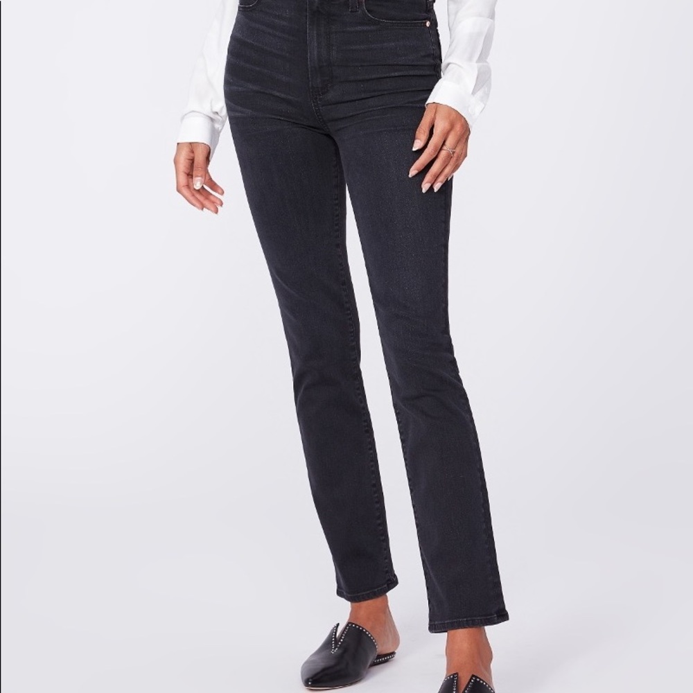 Paige Ultra High Rise Cindy jeans in black
